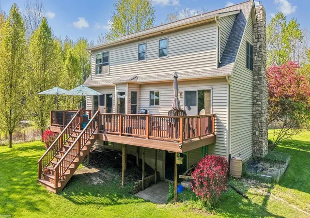 Homes for sale in Algonac, MI | 6527 Genaw Rd, Algonac, MI 48001 | MLS# 50207084