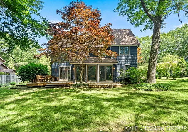 Photo 3 of Single Family Residence at 722 Wintersun Pl, Holland, MI 49424 | MLS# 70539209 | | Sold on 2026-07-06
