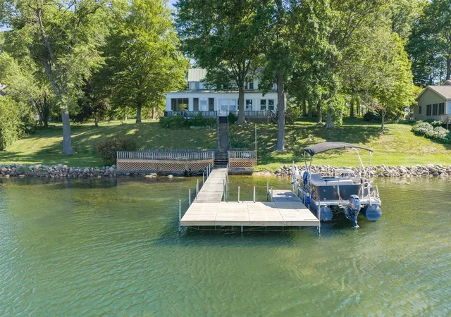 Homes for sale in Cassopolis, MI | 61305 Crooked Creek Rd, Cassopolis, MI 49031 | MLS# 70528880