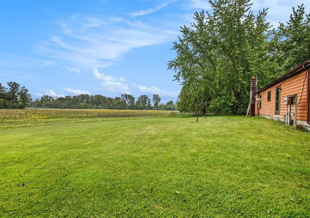 Photo 2 of Sale Pending at 6727 W Youngren Rd, Three Oaks, MI 49128 | MLS# 70555287 | Listing updated on 2026-09-22