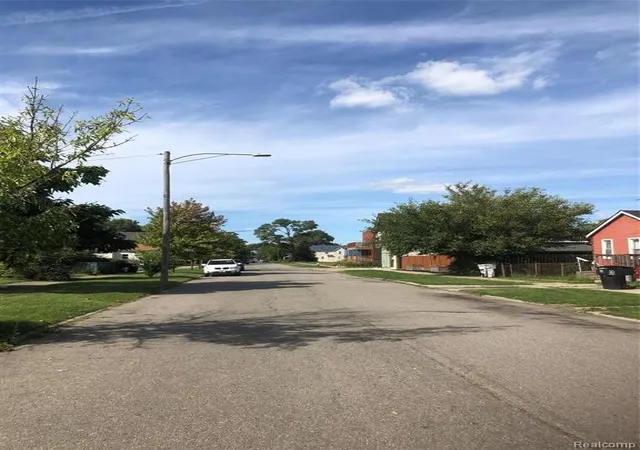 Photo 2 of Sale Pending at 2601 Harrison, Detroit, MI 48216 | MLS# 21663129 | Listing updated on 2026-06-19