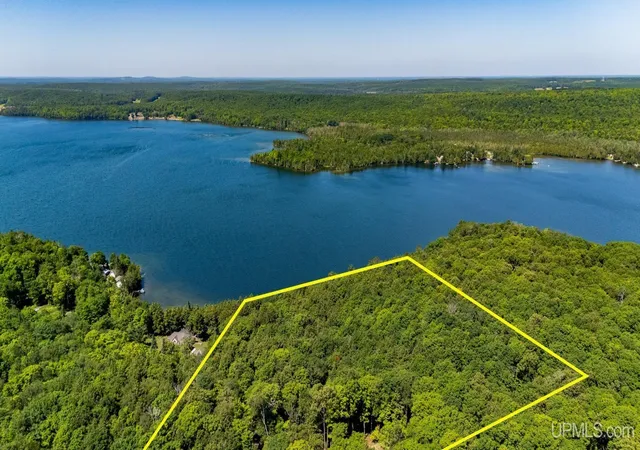 3rd image of 578/580 Pentoga Trl, Crystal Falls, MI 49920 | MLS# 50216468