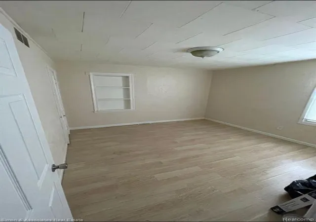 Photo 4 of Single family home for sale at 2396 Fisher St, Melvindale, MI 48122 | MLS# 70554323 | Listing updated on 2026-09-04