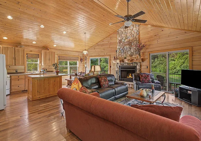 Homes for sale in Fennville, MI | 6645 Foote Trl, Fennville, MI 49408 | MLS# 70543266