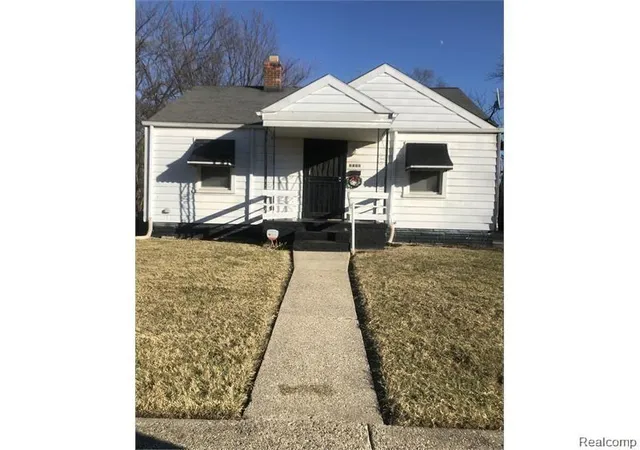 1st image of 8468 Minock St, Detroit, MI 48228 | MLS# 60956645