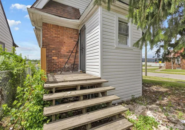 Photo 4 of Single family home for sale at 12796 Cherrylawn St, Detroit, MI 48238 3000 | MLS# 61008862 | Listing updated on 2026-08-25