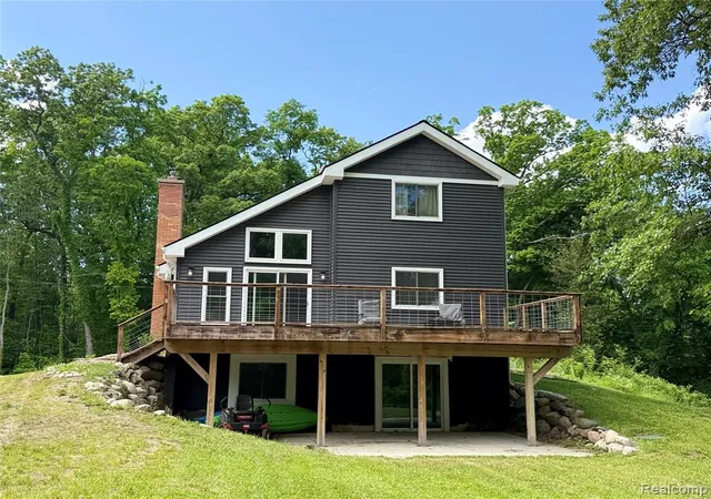 2nd image of 2929 Acorn Ln, Howell, MI 48843 | MLS# 60982176
