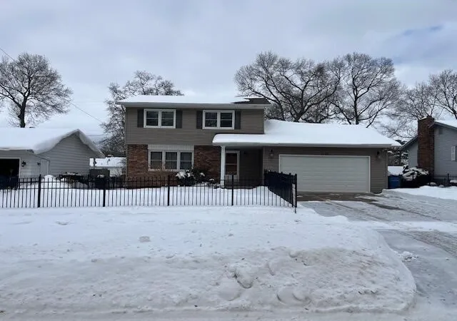 Homes for sale in Muskegon, MI | 1548 Woodside Rd, Muskegon, MI 49441 | MLS# 70513487