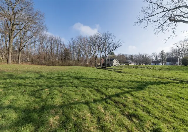 1st image of 757 Phillips St, South Haven, MI 49090 | MLS# 70524813