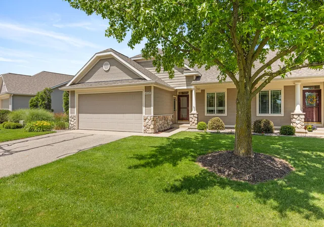 Homes for sale in Hudsonville, MI | 4626 Canterbury Ct, Hudsonville, MI 49426 | MLS# 70541167