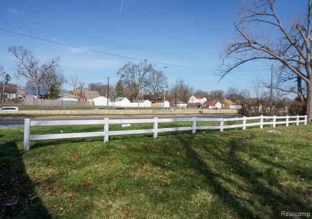 4th image of 14006 Southfield Fwy, Detroit, MI 48223 3538 | MLS# 60382505