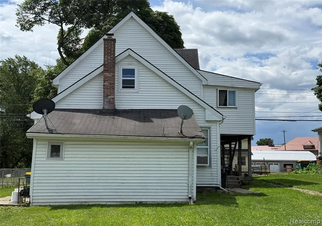 Homes for sale in Durand, MI | 305 E Main St, Durand, MI 48429 | MLS# 61007703