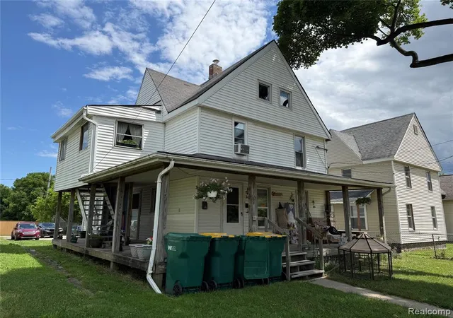 Homes for sale in Durand, MI | 305 E Main St, Durand, MI 48429 | MLS# 61007703