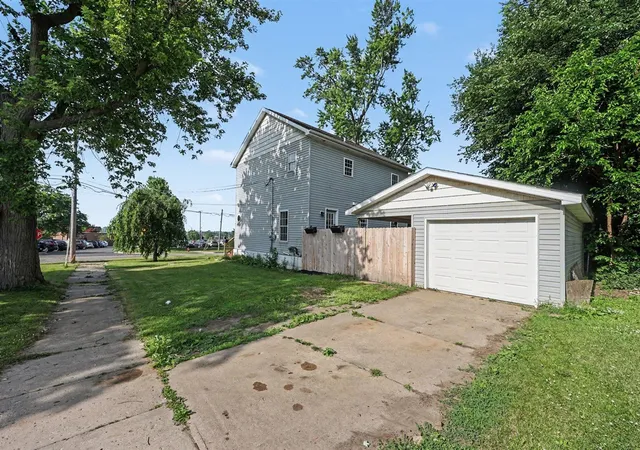 2nd image of 1022 Homewild Ave, Jackson, MI 49201 | MLS# 70543638