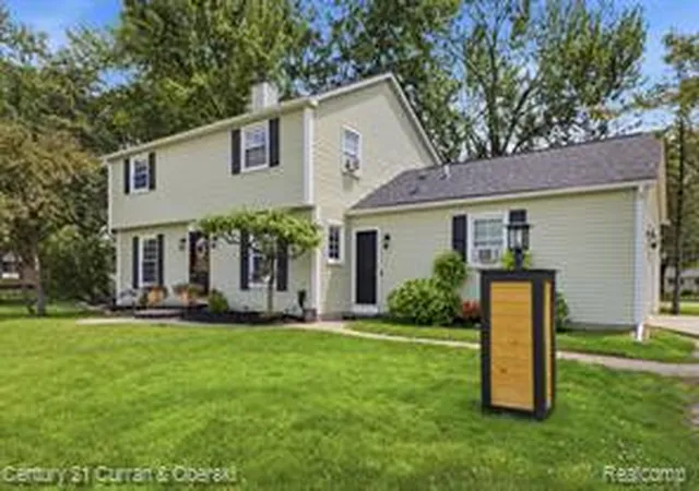 Homes for sale in Harrison Twp, MI | 26560 Acacia St, Harrison Twp, MI 48045 2501 | MLS# 61007752