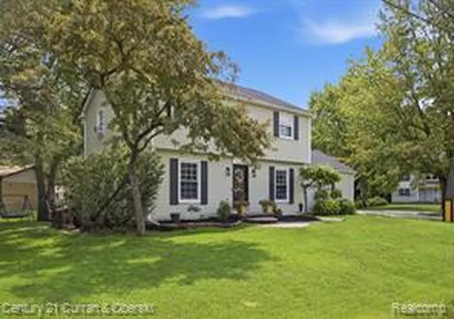 Homes for sale in Harrison Twp, MI | 26560 Acacia St, Harrison Twp, MI 48045 2501 | MLS# 61007752