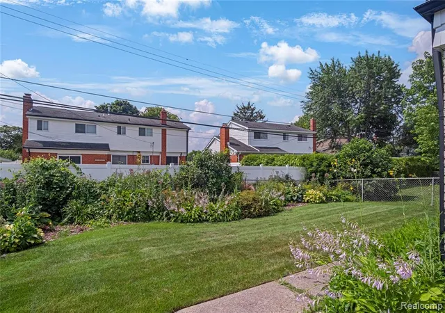 Photo 3 of Sale Pending at 12398 Deming Dr, Sterling Heights, MI 48312 3133 | MLS# 61010353 | Listing updated on 2026-09-08