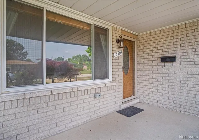 Photo 3 of Sale Pending at 12398 Deming Dr, Sterling Heights, MI 48312 3133 | MLS# 61010353 | Listing updated on 2026-09-08