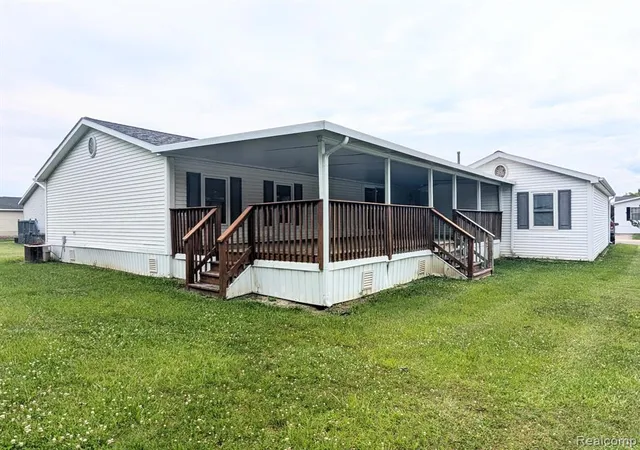 Homes for sale in Swartz Creek, MI | 9 Brookfield, Swartz Creek, MI 48473 | MLS# 61005470