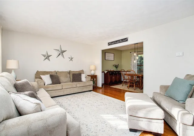 Photo 3 of Sale Pending at 154 Hidden Forest Rd, Battle Creek, MI 49014 | MLS# 70498936 | Listing updated on 2025-12-23