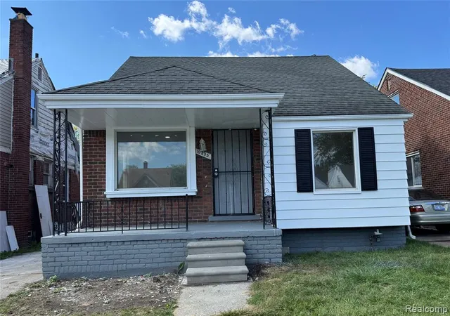 Photo 1 of Single family home for sale at 19395 Fairport St, Detroit, MI 48205 2272 | MLS# 61006010 | Listing updated on 2026-10-20