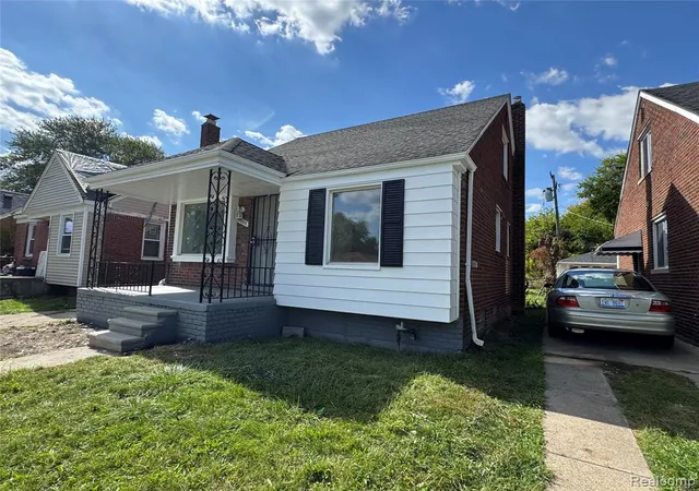 Photo 1 of Single family home for sale at 19395 Fairport St, Detroit, MI 48205 2272 | MLS# 61006010 | Listing updated on 2026-10-20