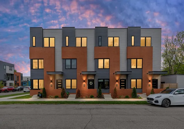 2nd image of 1803 Perry St #9, Detroit, MI 48216 | MLS# 70533111