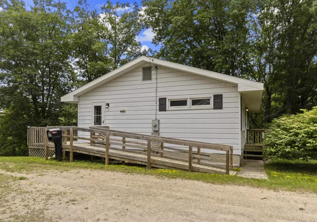 Homes for sale in Honor, MI | 4091 N Scenic Hwy, Honor, MI 49640 | MLS# 80070440