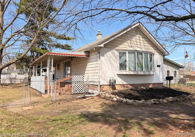 Homes for sale in Melvindale, MI | 17913 Hanna St, Melvindale, MI 48122 1422 | MLS# 60981021