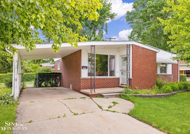 Homes for sale in Saint Clair Shores, MI | 22407 Saint Joan St, Saint Clair Shores, MI 48080 | MLS# 50212976