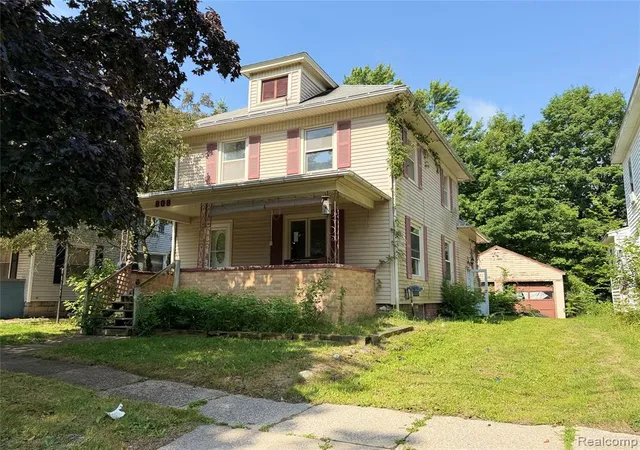 Homes for sale in Owosso, MI | 808 Division St, Owosso, MI 48867 | MLS# 61008240