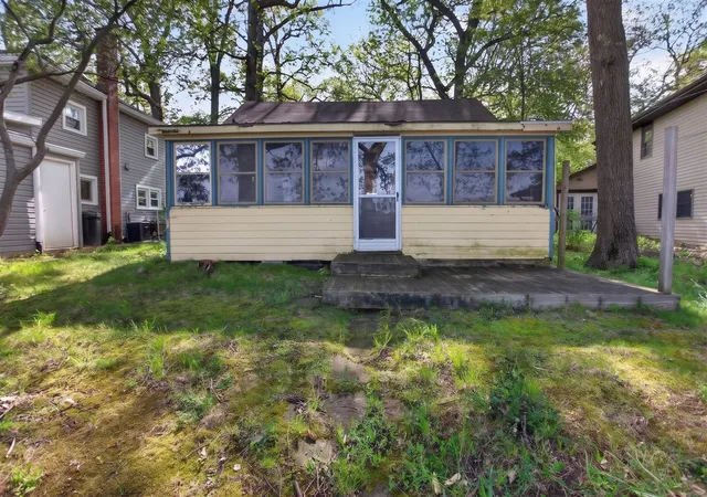Homes for sale in Munith, MI | 5036 Schrah Dr, Munith, MI 49259 | MLS# 70533377