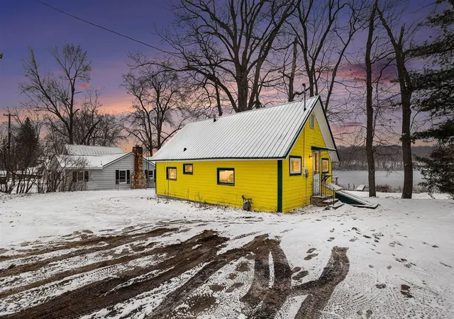 Homes for sale in Dowling, MI | 12093 Winans Rd, Dowling, MI 49050 | MLS# 70511816
