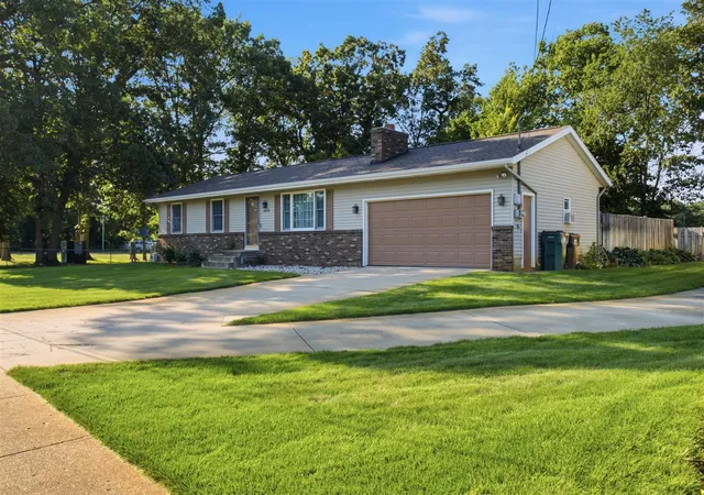 Photo 1 of Single family home for sale at 1658 Woodside Rd, Norton Shores, MI 49441 | MLS# 70550335 | Listing updated on 2026-08-05