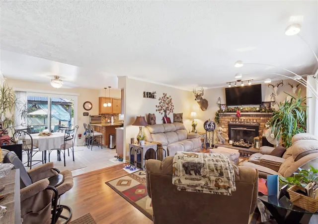 Photo 4 of Single family home for sale at 1658 Woodside Rd, Norton Shores, MI 49441 | MLS# 70550335 | Listing updated on 2026-08-05