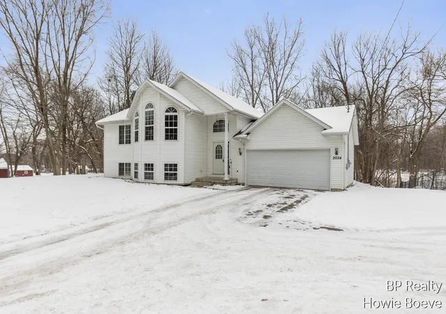 2nd image of 2054 52nd St, Wyoming, MI 49519 | MLS# 70510740
