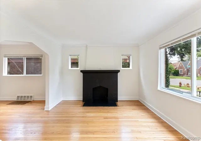 Photo 3 of Sale Pending at 18709 San Juan Dr, Detroit, MI 48221 | MLS# 60964991 | Listing updated on 2026-07-07