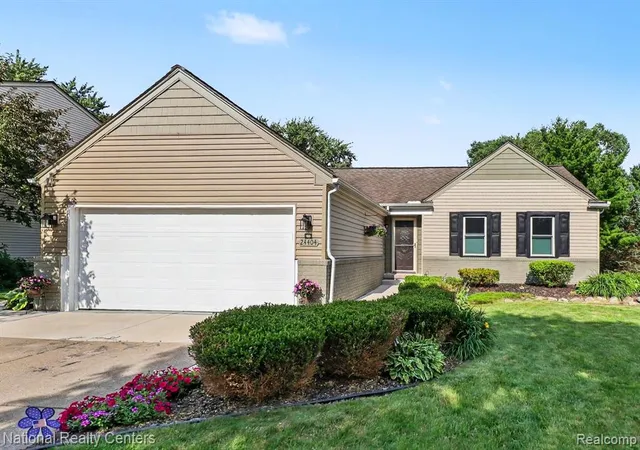 Homes for sale in Novi, MI | 24404 Jamestowne Road Road, Novi, MI 48375 | MLS# 61009474