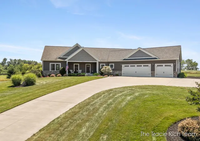 Photo 3 of Single family home for sale at 5930 12 Mile Rd, Rockford, MI 49341 | MLS# 70544813 | Listing updated on 2026-09-16