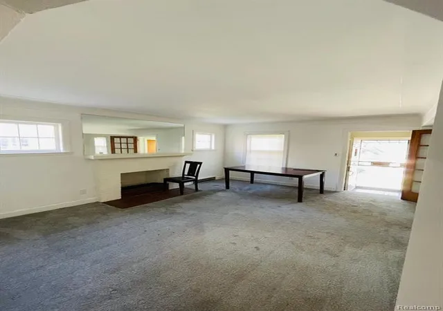 Photo 4 of Single family home for sale at 9327 Cloverlawn St, Detroit, MI 48204 2732 | MLS# 61006003 | Listing updated on 2026-09-10