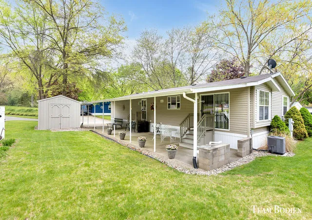 Homes for sale in Belmont, MI | 5547 Seagull Dr, Belmont, MI 49306 | MLS# 70540714