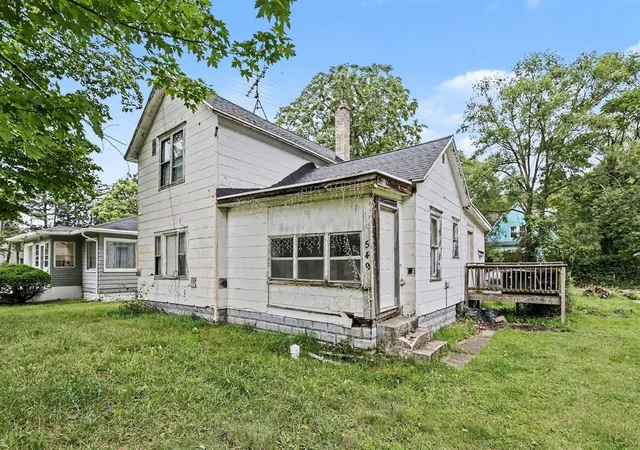 Photo 1 of Single family home for sale at 549 E Britain Ave, Benton Harbor, MI 49022 | MLS# 70555619 | Listing updated on 2026-08-29