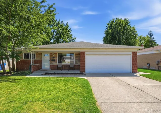 1st image of 4228 Dunn Dr, Warren, MI 48092 | MLS# 61017603