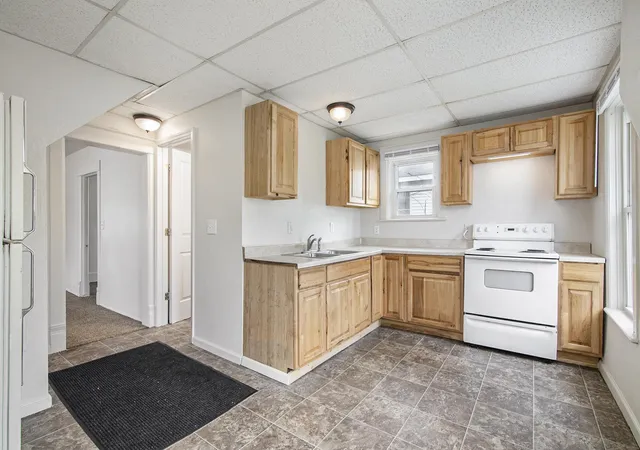 3rd image of 218 E River St, Cadillac, MI 49601 | MLS# 80064266