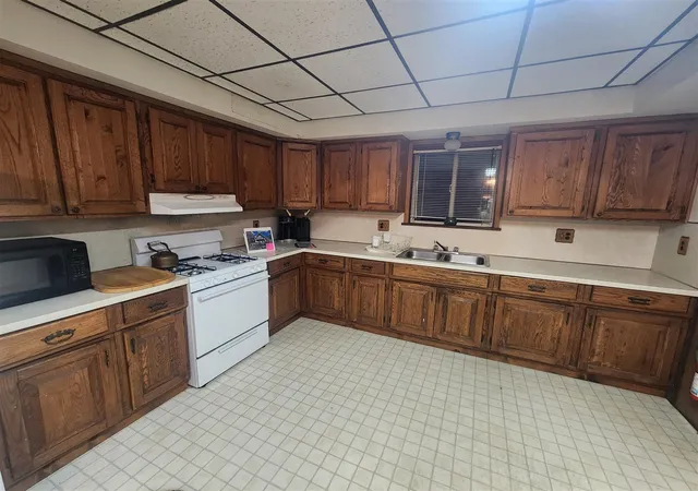 2nd image of 4650 Gambling Trl, Harrison, MI 48625 | MLS# 70529749