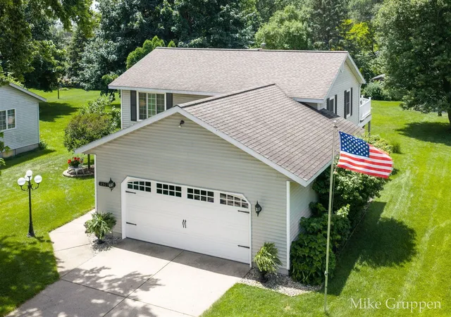 Homes for sale in Zeeland, MI | 2565 Spring Ct, Zeeland, MI 49464 | MLS# 70543962