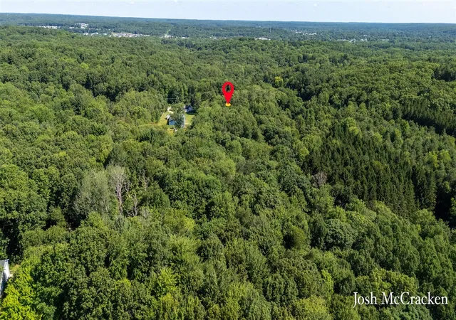 Homes for sale in Lowell, MI | 2894 Gulliford Dr, Lowell, MI 49331 | MLS# 70543666