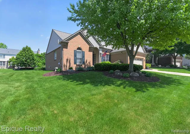 2nd image of 760 Caribou Ct, Rochester, MI 48307 | MLS# 61000805