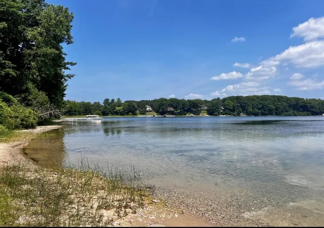 Homes for sale in Scottville, MI | 1821 W Hansen Rd, Scottville, MI 49454 | MLS# 70536439