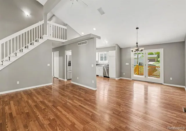 2nd image of 2460 Livernois Dr, Howell, MI 48843 | MLS# 61008648